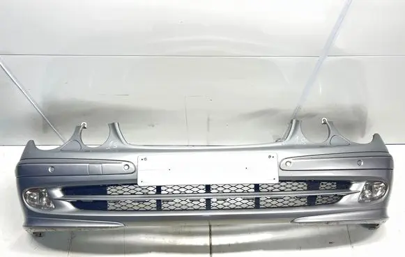 Mercedes-Benz E W211 Front bumper A2118800240