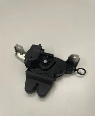 Mercedes-Benz CLA C118 X118 Tailgate/trunk/boot lock/catch/latch A2057500600
