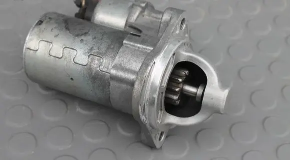 Hyundai i30 Starter motor ROZRUSZNIK-I30-III 36100-08000