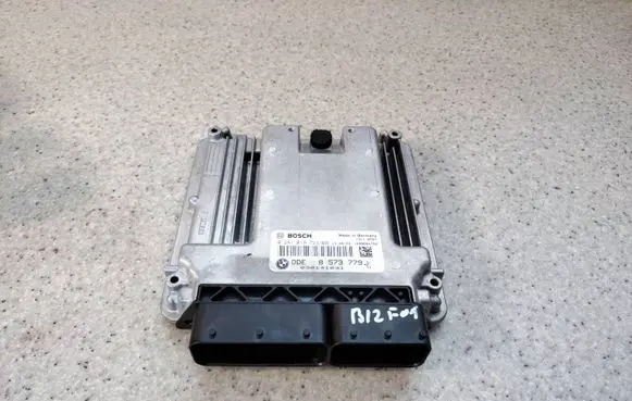 BMW 7 F01 F02 F03 F04 Engine control unit/module 8573779