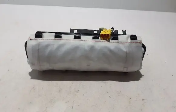 Passenger airbag