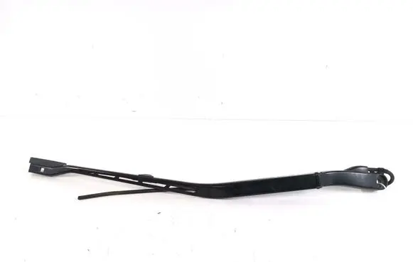 Volvo XC90 Front wiper blade arm 31391847