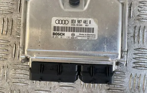 Audi A4 S4 B6 8E 8H Engine control unit/module 8E0907401Q 1039S01812 0281011135