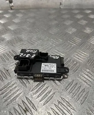 Mercedes-Benz E W212 Heater blower motor/fan resistor A2128702110