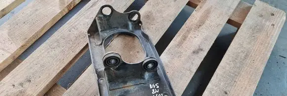Audi RS5 Intercooler pipe mounting bracket 8W0145261