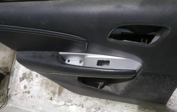 Fiat Freemont Rear door card panel trim 