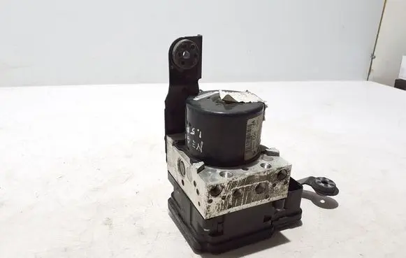 Renault Megane III ABS Pump 476605296R