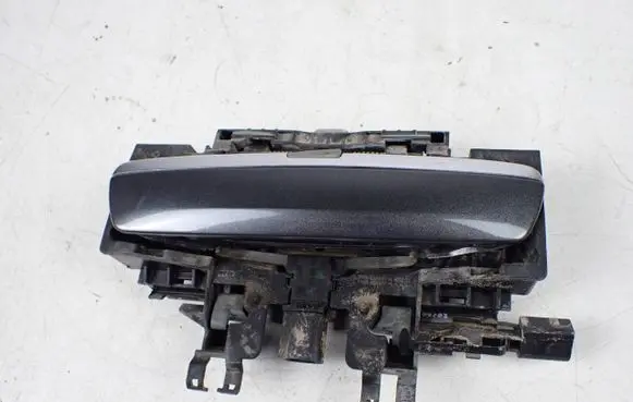 Audi A8 S8 D3 4E Front door exterior handle 4E0839885 4E0949187