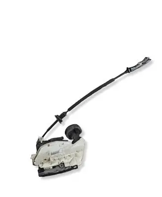 Volkswagen Golf VI Rear door lock 5K4839015H