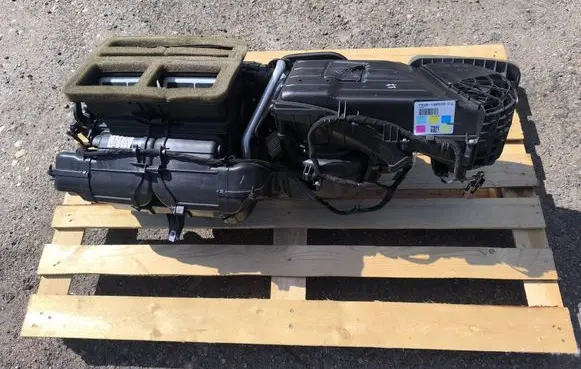 Interior heater climate box assembly