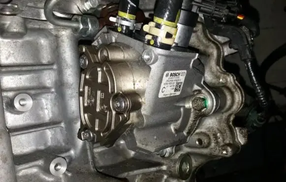 Honda Civic IX Fuel injection high pressure pump 0445010575 16790RZ0G01