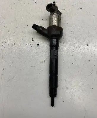 Mazda 6 Fuel injector R2AA13H50