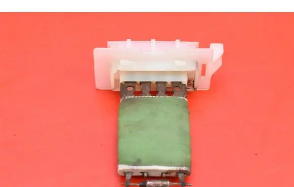 Dacia Duster Heater blower motor/fan resistor