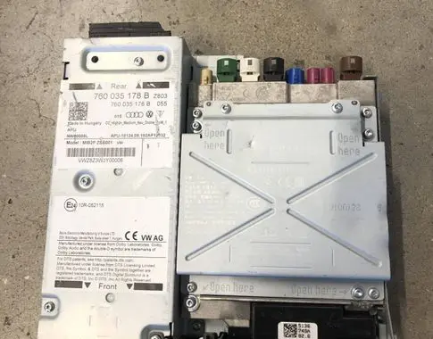 Volkswagen Touareg III MMI control unit 760035178B