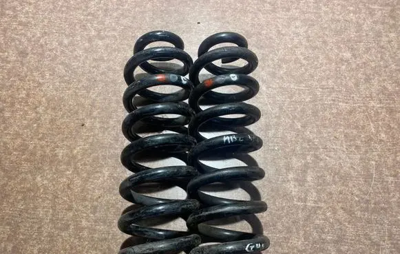Mercedes-Benz C W205 Rear coil spring A2053240904