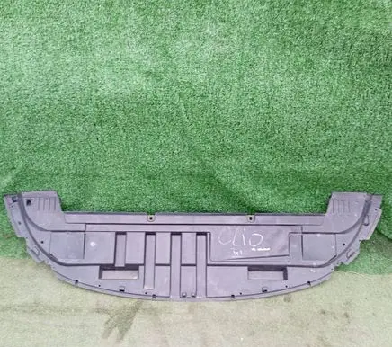 Renault Clio III Engine splash shield/under tray LTRN8008