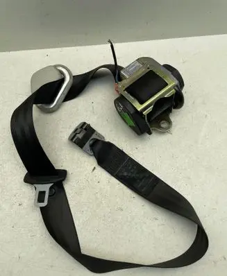Volkswagen Golf IV Front seatbelt 1J4857706AA 560770400