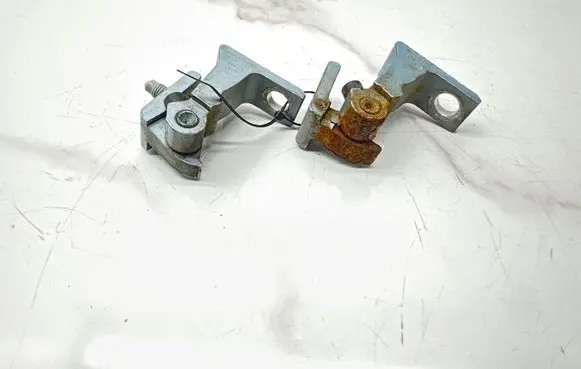 Audi A5 8T 8F Front door hinge set 8K0831401A