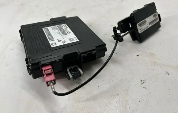 Chrysler Pacifica Tire pressure control unit P68217818AD A2C95020403 610023087A