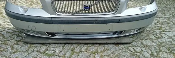 Volvo V70 Front bumper