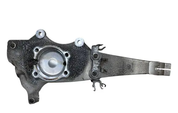 BMW 5 GT F07 Front wheel hub spindle knuckle 6775768 31216775768