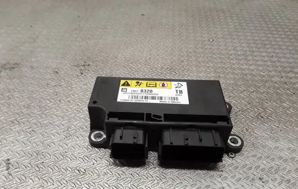 Opel Insignia A Airbag control unit/module 13578320