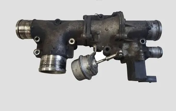 Jaguar XF X250 EGR valve 1043806S02