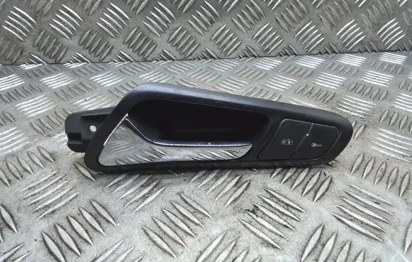 Volkswagen PASSAT B6 Front door interior handle 3C1837113