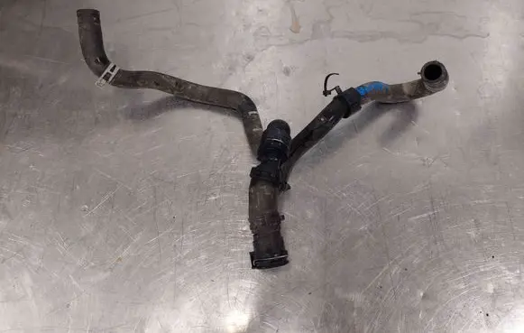 Ford Focus Engine coolant pipe/hose B33319
