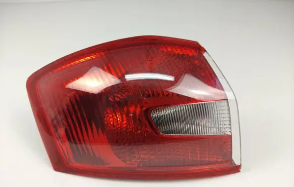 Ford Kuga I Rear/tail lights 
