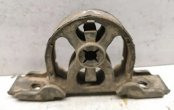 Muffler mount bracket/holder