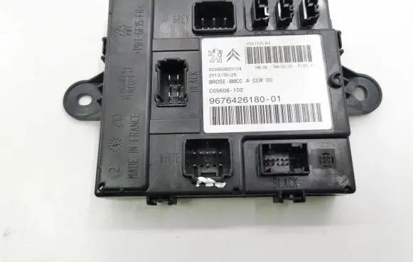 Citroen C4 II Picasso Tailgate/trunk control unit/module 9676426180 967642618001