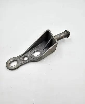 Porsche Macan (95B) Muffler mount bracket/holder 95B253144A 95B253480A