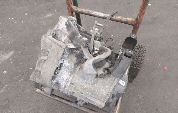 Volkswagen Bora Manual 7 speed gearbox 