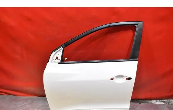 Hyundai ix35 Front door 