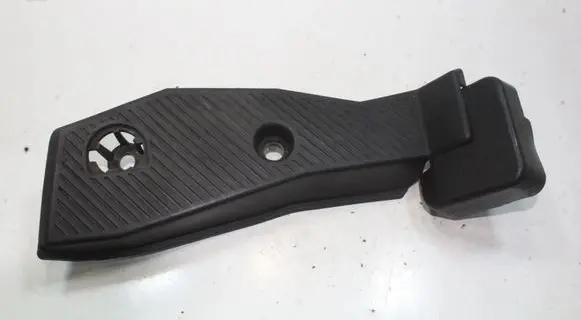 Mitsubishi Outlander Foot rest pad/dead pedal 7655A009