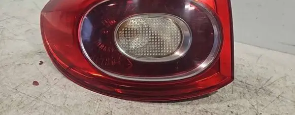 Volkswagen Tiguan Rear/tail lights 5N0945095F 191712 009691019000