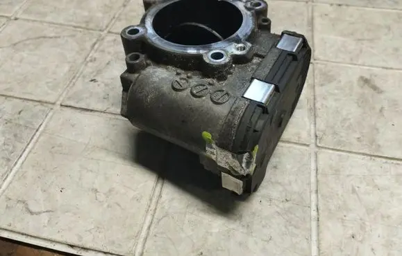 Mercedes-Benz S W221 Throttle valve A6420900270 0281002894