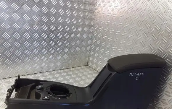 Renault Megane II Refrigerator 8200835110