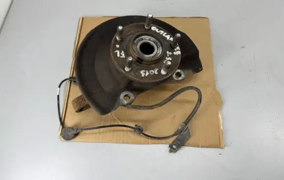 Mitsubishi Outlander Front wheel hub spindle knuckle
