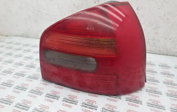 Audi A3 S3 8L Rear/tail lights 8L0945096