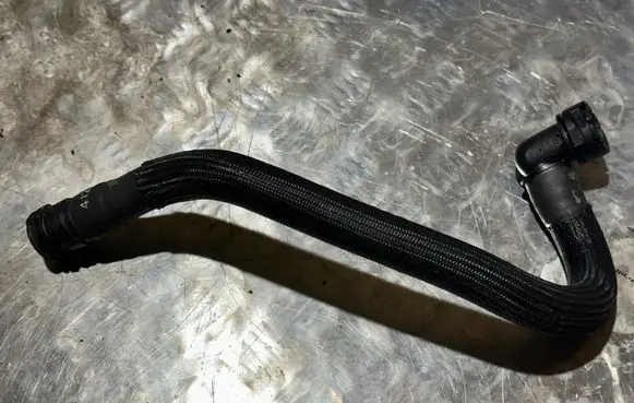 Peugeot 308 Engine coolant pipe/hose