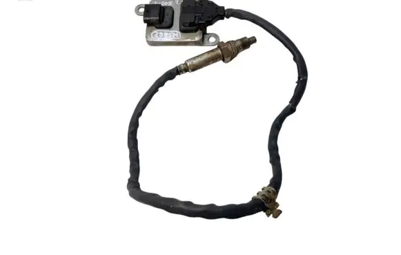 Mercedes-Benz C W205 Lambda probe sensor A0009053606