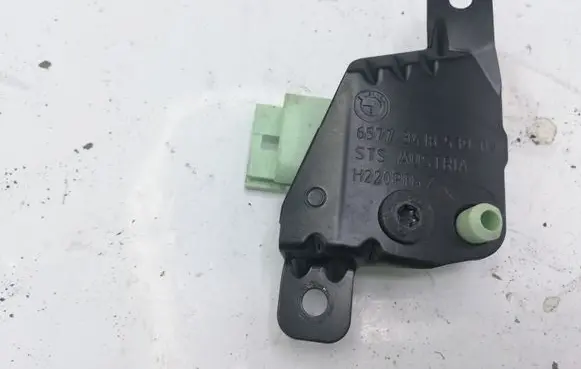 BMW X3 E83 Airbag deployment crash/impact sensor 657734185390