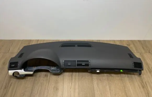Audi A4 S4 B7 8E 8H Dashboard 8E1857067 8E1858041