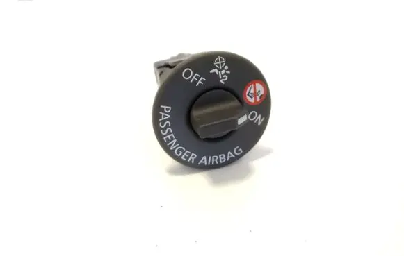 Renault Captur Passenger airbag on/off switch 681995290R 130716000621