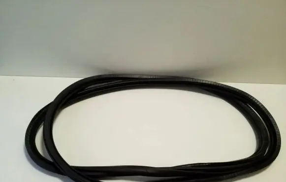 Opel Grandland X Front door rubber seal 9811537480
