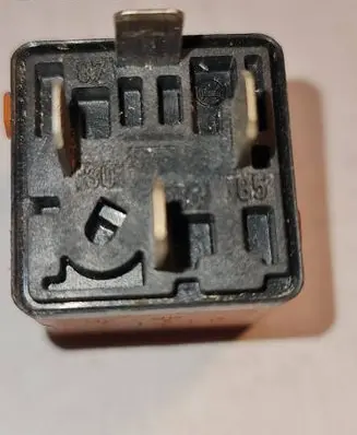 Audi A4 S4 B5 8D Other relay 0332014456