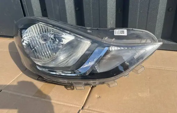 Hyundai i10 Headlight/headlamp 92102K7000 01067099900010
