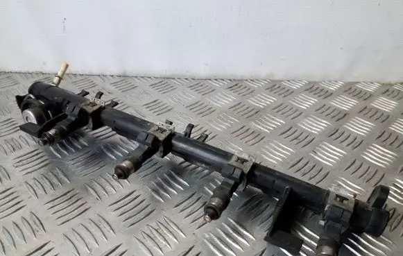 Ford C-MAX II Fuel injectors set 0280158207 8A6G9H487AB